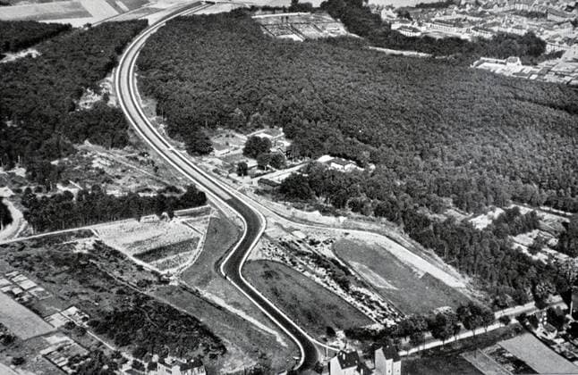 Opening of the autobahn to Munich WHA  !ACHTUNG AUFNAHMEDATUM GESCHÄTZT! Copyright: WHA UnitedArchivesWHA_041_0710