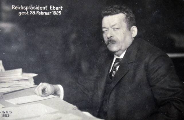 Friedrich Ebert (4 February 1871 – 28 February 1925) was a German politician of the Social Democratic Party of Germany (SPD) and the first President of Germany from 1919 until his death in office in 1925. WHA  !ACHTUNG AUFNAHMEDATUM GESCHÄTZT! Copyright: WHA UnitedArchivesWHA_042_1172