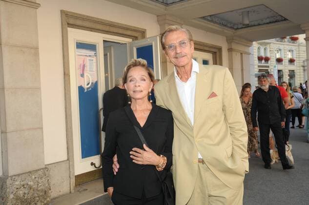 30.7.2016, Monika Peitsch, Ehemann Sven Hansen Hoechstedt, Premiere Endspiel, Landestheater, Salzburger Festspiele,