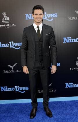 Robbie Amell NINE LIVES FILM PREMIERE Hollywood Patrick Rideaux PicturePerfect