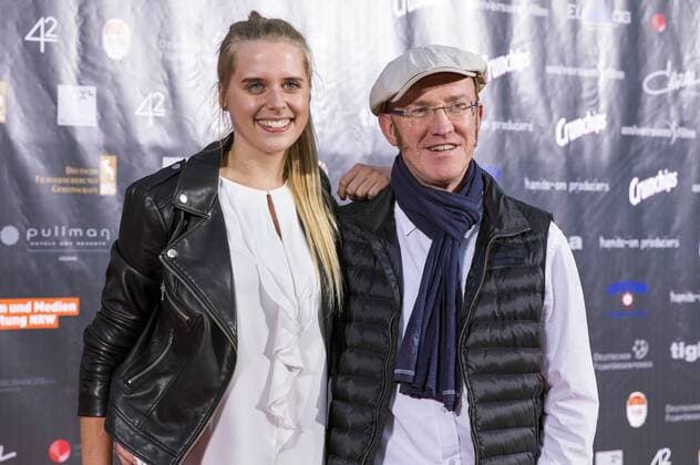 Peter Nottmeyer mit Begleitung bei der Premiere des Kinofilms Collide im Drive In Autokino. Köln, 01.08.2016 Foto:xC.xHardtx xFuturexImage