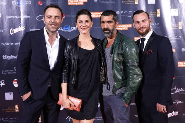 Aleksandar Jovanovic, Christina Hecke, Erdal Yildiz und Johnny Palmiero bei der Premiere des Kinofilms Collide im Drive In Autokino. Köln, 01.08.2016 Foto:xC.xHardtx xFuturexImage
