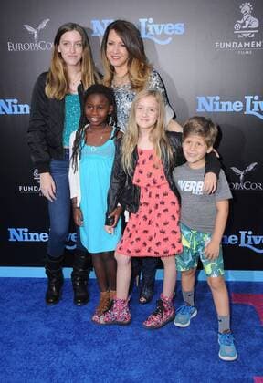 August 1, 2016 - Hollywood, CA, United States - 01 August 2016 - Hollywood, California. Joely Fisher. World premiere of Nine Lives held at the TCL Chinese Theatre. Photo Credit: AdMedia Hollywood United States - ZUMAa123