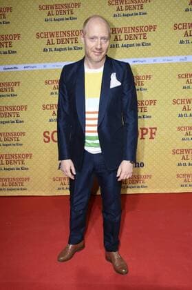 Simon Schwarz bei der Premiere des Kinofilms Schweinskopf al dente im Mathäser Filmpalast. München, 02.08.2016 Foto:xP.xSchönbergerx xFuturexImage
