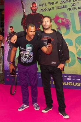 Patrice Bouédibéla und „Evil Jared Hasselhoff - Live Event SUICIDE SQUAD im Cinestar Kino Potsdamer Platz in Berlin am 03.08.2016. Live Event SUICIDE SQUAD