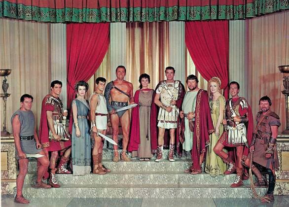 Spartacus is a 1960 American epic historical drama film directed by Stanley Kubrick and starring Kirk Douglas as the rebellious slave of the title. The screenplay was based on the novel Spartacus by Howard Fast. It was inspired by the life story of the historical figure Spartacus and the events of the Third Servile War. WHA  !ACHTUNG AUFNAHMEDATUM GESCHÄTZT! Copyright: WHA UnitedArchivesWHA_047_0821