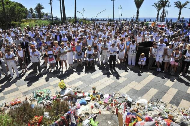 Gedenken an die Opfer des Terroranschlags auf der promenade des anglais in Nizza - 07 08 2016 NORBERTSCANELLA PANORAMIC 