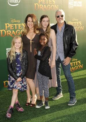 Joely Fisher & family PETE S DRAGON FILM PREMIERE Hollywood Patrick Rideaux PicturePerfect