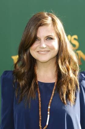 Tiffani Thiessen PETE S DRAGON FILM PREMIERE Hollywood Patrick Rideaux PicturePerfect