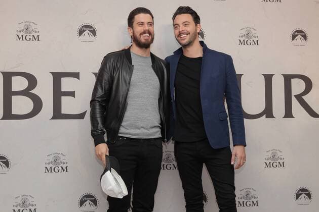 British actors Toby Kebbel (L) and Jack Huston (R) pose prior to a presser to announce the new remake of Ben Hur , which will have its world premiere celebrated at the Mexican capital, in Mexico City, Mexico, 9 August 2016. BEN HUR PRESSER IN MEXICO CITY !ACHTUNG: NUR REDAKTIONELLE NUTZUNG!  MEX003 20160809-636063693726705472