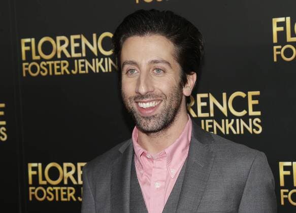 Simon Helberg arrives on the red carpet at the Florence Foster Jenkins New York Premiere at AMC Loews Lincoln Square 13 Theater on August 9, 2016 in New York City.  NYP20160809121 JOHNxANGELILLO