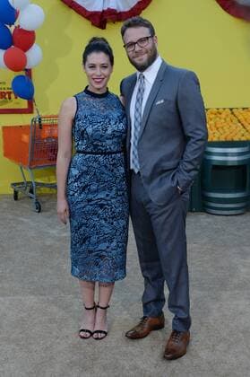 Cast member Seth Rogen, the voice of Frank Sergeant Pepper in the animated motion picture comedy Sausage Party and his wife Lauren Miller attend the premiere of the film at the Regency Village Theatre in the Westwood section of Los Angeles on August 9, 2016. Storyline: A sausage strives to discover the truth about his existence.  LAP2016080923 JIMxRUYMEN