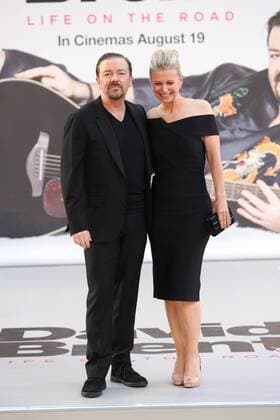 David Brent: Life On The Road Filmpremiere in London . 10 08 2016. London, United Kingdom. Ricky Gervais and partner Jane Fallon arriving at the David Brent : Life on the Road premiere in London.  xStephenxLockx xi-Imagesx IIM-13290-0013