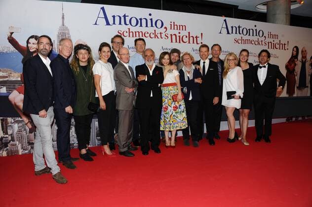 Gruppenfoto Premiere Antonio, ihm schmeckt«s nicht Mathäser Filmpalast Kino, Film, Fernsehen Muenchen 10. August 2016