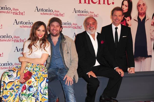 Mina Tander, Christian Ulmen, Alessandro Bressanello und Regisseur Sven Unterwaldt bei der Premiere vom Kinofilm Antonio, ihm schmeckt s nicht! am 10.08.2016 in München Antonio, ihm schmeckts nicht Filmpremiere in Muenchen, 2016 
