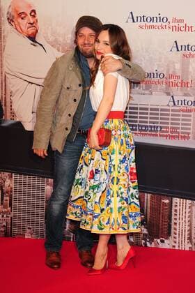 Christian Ulmen und Mina Tander, die beiden Hauptdarsteller bei der Premiere vom Kinofilm Antonio, ihm schmeckt s nicht! am 10.08.2016 in München Antonio, ihm schmeckts nicht Filmpremiere in Muenchen, 2016 