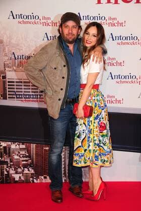 Christian Ulmen und Mina Tander, die beiden Hauptdarsteller bei der Premiere vom Kinofilm Antonio, ihm schmeckt s nicht! am 10.08.2016 in München Antonio, ihm schmeckts nicht Filmpremiere in Muenchen, 2016 