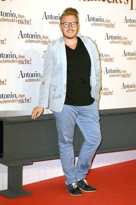 Florian Hüttner bei der Premiere des Kinofilms Antonio, ihm schmeckt s nicht! im Mathäser Filmpalast. München, 10.08.2016 Foto:xP.xSchönbergerx xFuturexImage