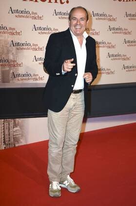 Wolfram Kons bei der Premiere des Kinofilms Antonio, ihm schmeckt s nicht! im Mathäser Filmpalast. München, 10.08.2016 Foto:xP.xSchönbergerx xFuturexImage
