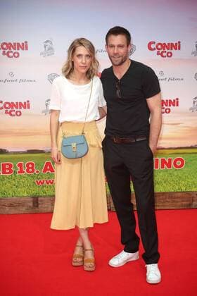 Ken Duken und seine Ehefrau Marisa Leonie Bach bei der Conni & Co Film Premiere am 13.08.2016 in Berlin Conni & Co Kino Premiere Kinopremiere in Berlin, 2016 
