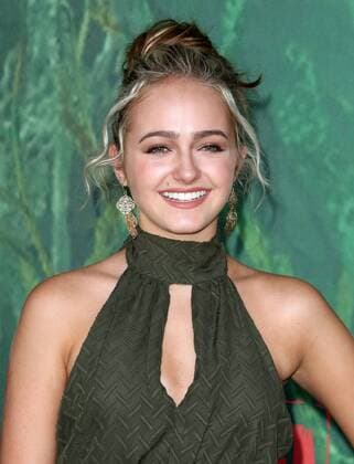 August 14, 2016 - Los Angeles, CA, United States - 14 August 2016 - Los Angeles, California - Sophie Reynolds. Kubo and The Two Strings World Premiere held at the AMC Universal City Walk Universal Studios Hollywood in Los Angeles. Photo Credit: AdMedia Los Angeles United States - ZUMAa123