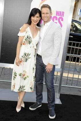 Perrey Reeves & husband Aaron Endress-Fox WAR DOGS FILM PREMIERE Hollywood Patrick Rideaux PicturePerfect
