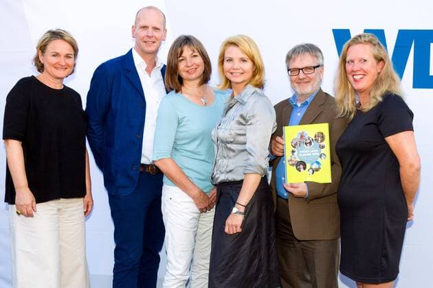 Eva Schoettel-Dreier, Jobst Knigge, Monika Pohl, Annette Frier, Thomas Kamp, Christiane Hinz bei der Kinopremiere von Unser Land 70 Jahre NRW am 15.08.2016 im Cinenova Kino in Köln Kinopremiere von Unser Land 70 Jahre NRW