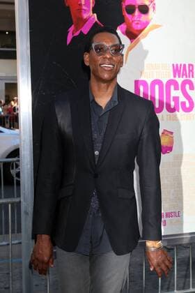 LOS ANGELES - AUG 15: Orlando Jones at the War Dogs Premiere at the TCL Chinese Theater IMAX on August 15, 2016 in Los Angeles, CA  KathyxHutchins