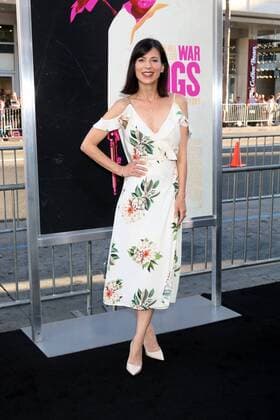 LOS ANGELES - AUG 15: Perrey Reeves at the War Dogs Premiere at the TCL Chinese Theater IMAX on August 15, 2016 in Los Angeles, CA  KathyxHutchins