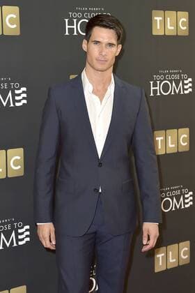 Nick Ballard beim Preview der TV-Serie Too Close To Home im Paley Center for Media. Beverly Hills, 16.08.2016 Foto:xD.xStarbuckx xFuturexImage