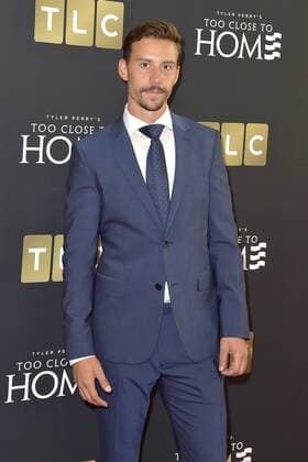 Justin Gabriel beim Preview der TV-Serie Too Close To Home im Paley Center for Media. Beverly Hills, 16.08.2016 Foto:xD.xStarbuckx xFuturexImage