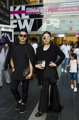 August 20, 2016 - Kuala Lumpur, Malaysia - Street fashion photo during 2016 Kuala Lumpur Fashion week at Pavilion Kuala Lumpur, Malaysia. August 20, 2016. Fashion Week 2016 will take place on August 17 until 21. Kuala Lumpur Malaysia  - ZUMAn230