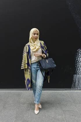 August 20, 2016 - Kuala Lumpur, Malaysia - Street fashion photo during 2016 Kuala Lumpur Fashion week at Pavilion Kuala Lumpur, Malaysia. August 20, 2016. Fashion Week 2016 will take place on August 17 until 21. Kuala Lumpur Malaysia  - ZUMAn230