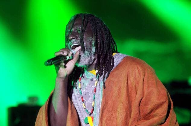 Concert at the Carthage International Festival Ivorian Tiken Jah Fakoly is an icon for the entire African continent, it is also Francophone Reggae artist most recognized in the world, with a record demimillion sold in France, a victory of the Music in 2003, and a concert at Bercy in 2011. Carthage International Festival 