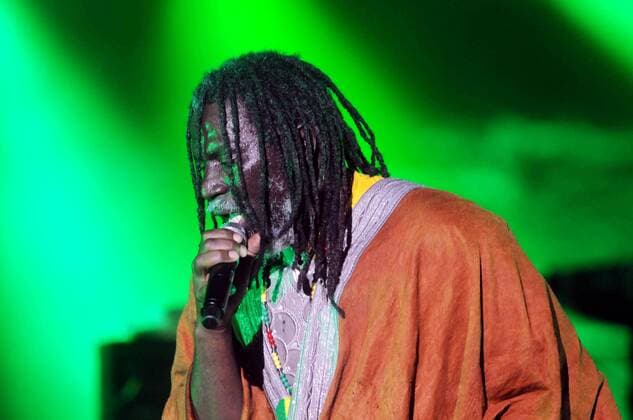 Concert at the Carthage International Festival Ivorian Tiken Jah Fakoly is an icon for the entire African continent, it is also Francophone Reggae artist most recognized in the world, with a record demimillion sold in France, a victory of the Music in 2003, and a concert at Bercy in 2011. Carthage International Festival 