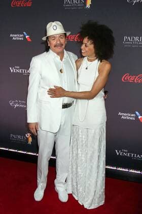 Carlos Santana und seine Ehefrau Cindy Blackman bei der Padres Contra El Cancer s El Sueno De Esperanza Gala am 20.08.2016 in Las Vegas 16th Annual Padres Contra El Cancer s El Sueno De Esperanza Gala 2016 in Las Vegas 