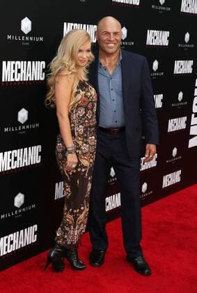 August 22, 2016 - Hollywood, CA, United States - 22 August 2016 - Hollywood, California - Mindy Robinson, Randy Couture. Premiere Of Summit Entertainment s Mechanic: Resurrection Held at ArcLight Hollywood. Photo Credit: AdMedia. Hollywood United States - ZUMAa123