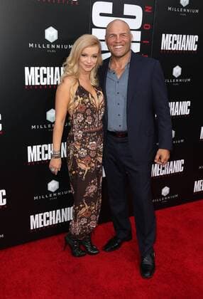 August 22, 2016 - Hollywood, CA, United States - 22 August 2016 - Hollywood, California - Mindy Robinson, Randy Couture. Premiere Of Summit Entertainment s Mechanic: Resurrection Held at ArcLight Hollywood. Photo Credit: AdMedia. Hollywood United States - ZUMAa123