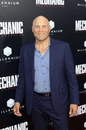 The Mechanic 2: Resurrection Filmpremiere in Hollywood LOS ANGELES - AUG 22: Randy Couture at the Mechanic: Resurrection Premiere at the ArcLight Hollywood on August 22, 2016 in Los Angeles, CA  HPA