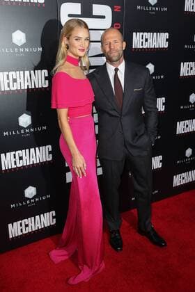 The Mechanic 2: Resurrection Filmpremiere in Hollywood Rosie Huntington-Whiteley und Jason Statham bei der Mechanic: Resurrection Film Premiere am 22.08.2016 in Los Angeles Mechanic: Resurrection Kino Premiere in Los Angeles 