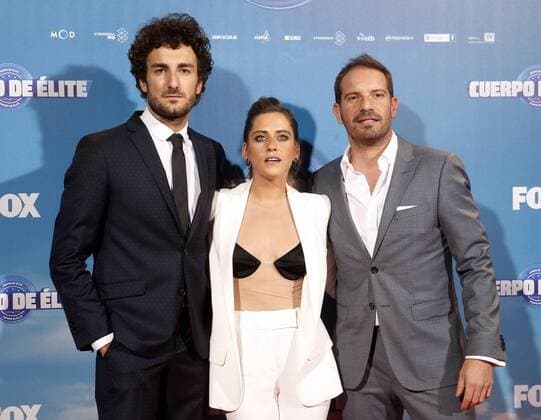 Spanish actors Maria Leon and Miki Esparbe and director Joaquin Mazon arrive for the premiere of the film Cuerpo de Elite (Heroes Wanted), in Madrid, Spain, 25 August 2016. The movie will be released in Spanish theaters on 26 August. Premiere of Heroes Wanted !ACHTUNG: NUR REDAKTIONELLE NUTZUNG!  GRA277 20160825-636077602771837747