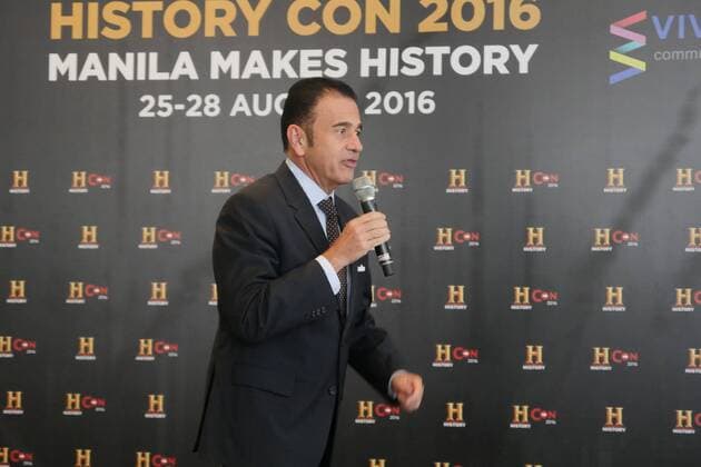 Philippines: HistoryCon 2016 Julio Camarena, Ambassador of Mexico to the Philippines, shares a piece of historical information that ties the Philippines, Mexico and Spain during the Philippine-American war. The first-ever entertainment convention of its kind is here, in celebration of all things entertainment at History Con 2016  GeorgexBuid