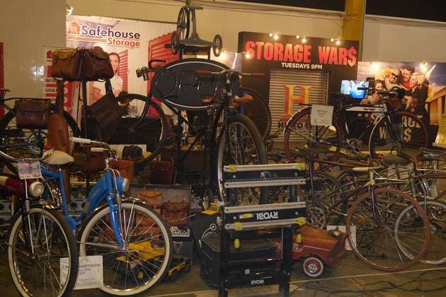 Philippines: HistoryCon 2016 Different exhibits of different programs in History Channel. The first-ever entertainment convention of its kind is here, in celebration of all things entertainment at History Con 2016  GeorgexBuid
