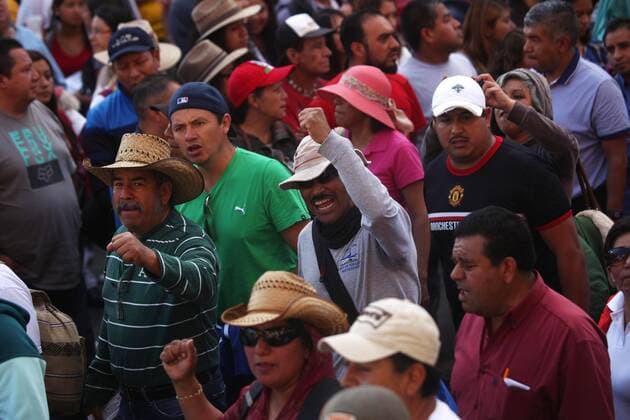Protest gegen Bildungsreform in Mexiko August 26, 2016 - Mexico - EUM20160826EDU08.JPG.MORELIA, Mich. EducationEducacion-Michoacan.- Profesores de la CNTE de la seccion XVIII marchan, 26 de agosto de 2016, para exigir la abrogacion de la reforma educativa.  - ZUMAu78_