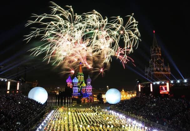 MOSCOW, RUSSIA - AUGUST 27, 2016: Fireworks at the opening of the 9th Spasskaya Tower international military music festival in Moscow s Red Square. Marina Lystseva TASS  TS02EF6A