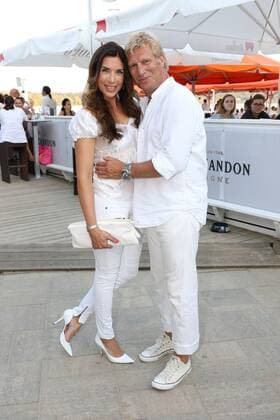 Alexandra Polzin mit Ehemann Gerhard Leinauer, Serfan Fashion Show im Hugo s Beach am Starnberger See in Starnberg am 27.08.2016