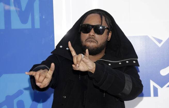 MTV Video Music Awards in New York Kent Jones arrives on the red carpet at the 2016 MTV Video Music Awards at Madison Square Garden in New York City on August 28, 2016. Performers at the 2016 MTV VMA s include Rihanna, Britney Spears, Ariana Grande and Nicki Minaj.  NYP20160828108 JOHNxANGELILLO