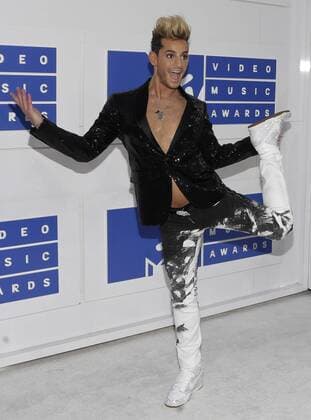 MTV Video Music Awards in New York Frankie Grande arrives on the red carpet at the 2016 MTV Video Music Awards at Madison Square Garden in New York City on August 28, 2016. Performers at the 2016 MTV VMA s include Rihanna, Britney Spears, Ariana Grande and Nicki Minaj.  NYP20160828119 JOHNxANGELILLO