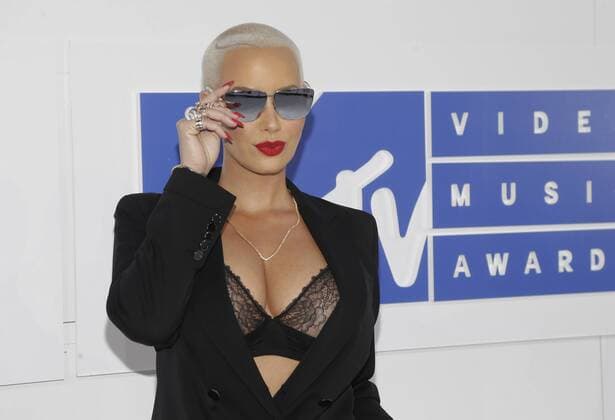 MTV Video Music Awards in New York Amber Rose arrives on the red carpet at the 2016 MTV Video Music Awards at Madison Square Garden in New York City on August 28, 2016. Performers at the 2016 MTV VMA s include Rihanna, Britney Spears, Ariana Grande and Nicki Minaj.  NYP20160828202 JOHNxANGELILLO