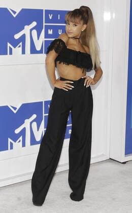MTV Video Music Awards in New York Ariana Grande arrives on the red carpet at the 2016 MTV Video Music Awards at Madison Square Garden in New York City on August 28, 2016. Performers at the 2016 MTV VMA s include Rihanna, Britney Spears, Ariana Grande and Nicki Minaj.  NYP20160828158 JOHNxANGELILLO
